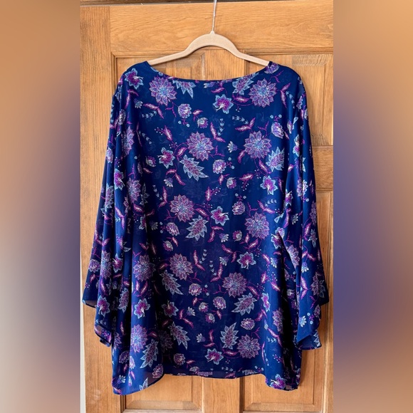 Belle by Kim Gravel Flutter Sleeve Floral Blouse - Size 3X - Picture 8 of 15